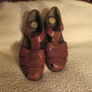 Earth Shoe Sandals Size 8 Leather